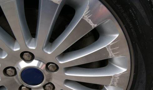 How to fix aluminum alloy wheel scratches?